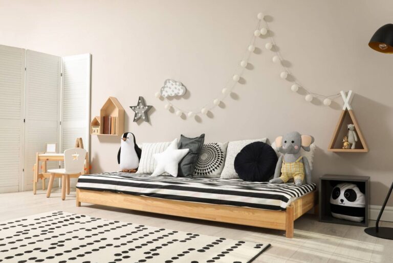 Quel lit choisir pour une chambre Montessori adaptée ?